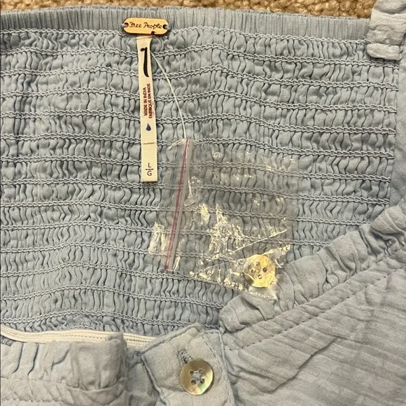 Free People Leave It To Me Crop Top Light Blue Blouse Size Large - Picture 6 of 7